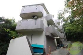 兵庫県神戸市垂水区名谷町字丸尾 4階建 築33年6ヶ月