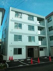 北海道札幌市南区澄川三条５ 4階建 築15年10ヶ月