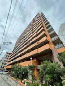 大阪府大阪市浪速区恵美須西３ 地上15階地下1階建 築30年6ヶ月