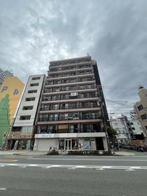大阪府大阪市浪速区恵美須西２ 10階建 築28年4ヶ月