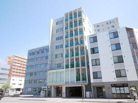 北海道札幌市北区北十一条西４ 8階建 築15年7ヶ月
