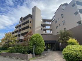 ローレルスクエア登美ヶ丘第一期４番館