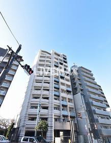 プレール・ドゥーク東新宿ＩＩＩ 13階建