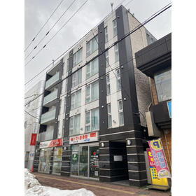 北海道札幌市西区琴似二条５ 5階建 築8年3ヶ月