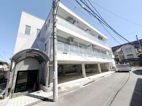 神奈川県横浜市栄区笠間２ 3階建 築32年1ヶ月