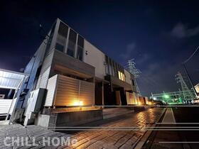 群馬県前橋市天川大島町３ 2階建 築8年9ヶ月