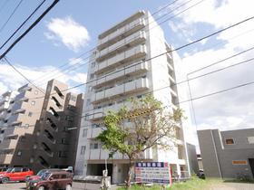 北海道札幌市中央区南十二条西１２ 9階建