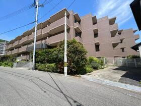 兵庫県神戸市東灘区西岡本６ 賃貸マンション