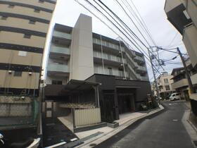 東京都墨田区東向島２ 築8年5ヶ月 5階建