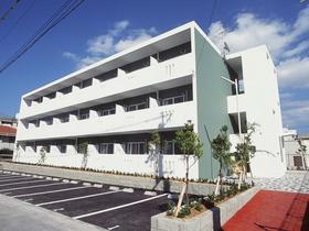沖縄県浦添市城間２ 3階建 築22年9ヶ月