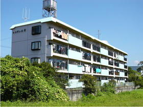 静岡県三島市松本 4階建 築43年5ヶ月