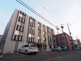 北海道札幌市豊平区平岸四条１１ 4階建 築13年10ヶ月