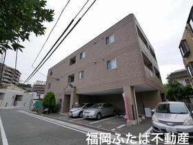 福岡県福岡市早良区高取２ 3階建 築11年10ヶ月