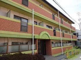 大阪府豊中市庄内西町１ 3階建