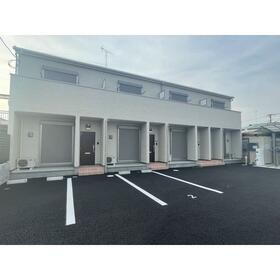 神奈川県小田原市寿町１ 2階建