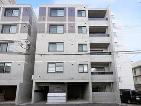 ＡＳＴＥＲ　ＳＯＬＡＮＡ