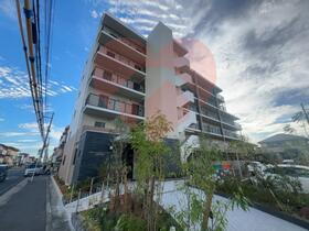 大阪府堺市北区百舌鳥梅町３ 6階建 築1年6ヶ月