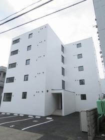 北海道札幌市中央区南十条西６ 5階建 築6年11ヶ月