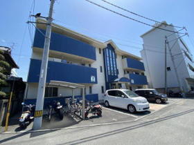 愛媛県松山市立花１ 3階建 築16年4ヶ月