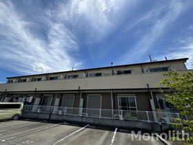 大阪府和泉市万町 賃貸アパート