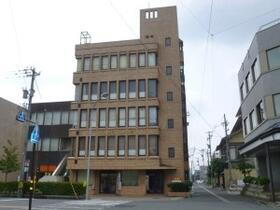 式部サンハイツＩＩ