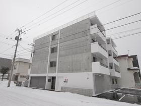 北海道札幌市中央区南十二条西１６ 4階建