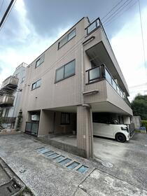アイランドヒルズ 3階建