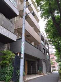 東京都練馬区貫井１ 築18年6ヶ月 7階建