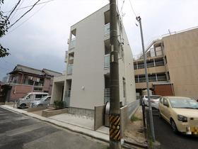 愛知県名古屋市千種区春岡通６ 3階建 築4年10ヶ月