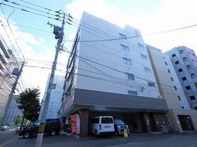 北海道札幌市中央区南一条西１８ 6階建 築44年5ヶ月