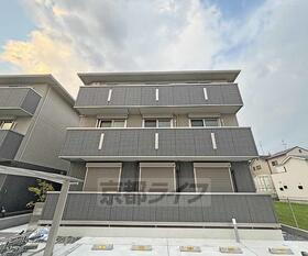 京都府京都市西京区桂北滝川町 3階建 