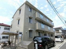 神奈川県大和市桜森１ 3階建 築15年6ヶ月