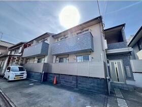 愛知県名古屋市昭和区吹上町１ 2階建 築18年3ヶ月