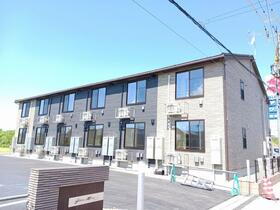 新潟県柏崎市岩上 2階建 