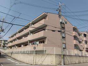 兵庫県三田市西山２ 3階建 築29年1ヶ月