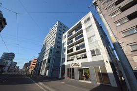 北海道札幌市中央区南十四条西６ 5階建 築6年7ヶ月