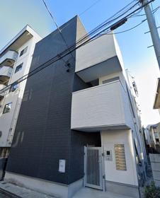 東京都立川市富士見町２ 3階建 築5年10ヶ月