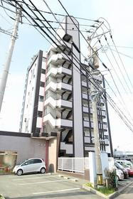 福岡県古賀市花見東７ 7階建 築30年4ヶ月