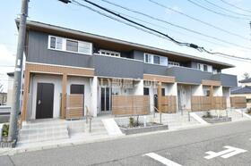 新潟県新潟市西区山田 2階建 