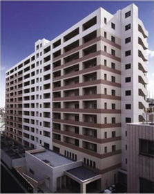 東京都文京区湯島３ 15階建 築18年5ヶ月