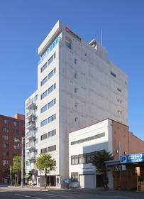 北海道札幌市中央区南二条西９ 10階建