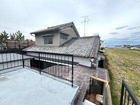 井戸野町貸家 2階建