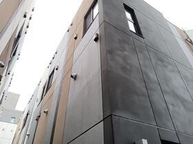 東京都新宿区百人町２ 3階建 築5年6ヶ月