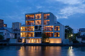 ＴＨＥ　ＲＥＳＩＤＥＮＣＥ　ＭＵＲＯＭＩ　ｂｙ　Ｎｕｄｇｅｏｎｅ．