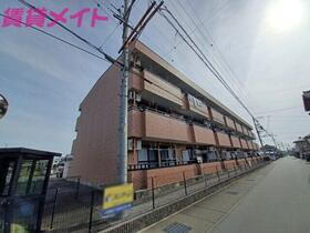 三重県松阪市駅部田町 3階建 築21年4ヶ月
