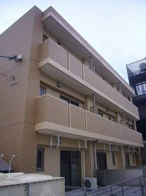 愛知県名古屋市西区中小田井４ 3階建 築15年11ヶ月