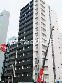 大阪府大阪市西区江戸堀１ 15階建