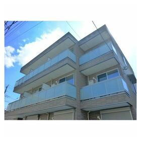 東京都足立区千住曙町 3階建