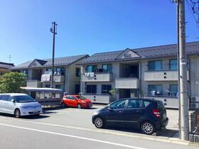 エコ・エルフ中川原 2階建