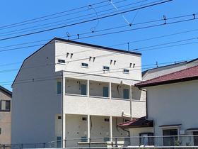 神奈川県藤沢市本鵠沼１ 2階建 築2年11ヶ月